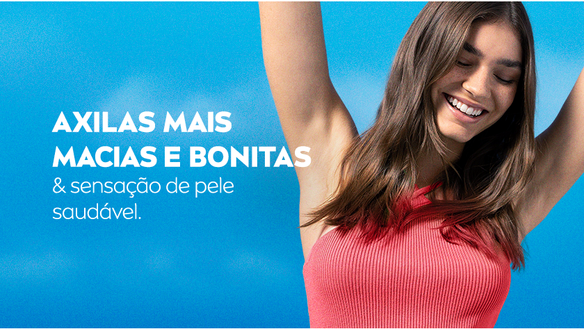 Imagem com fundo azul claro. Ao lado direito, uma modelo levanta os braços e sorri.