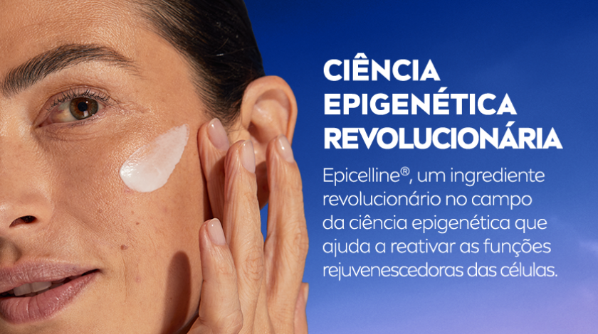 Ciência Epigenética Revolucionária. Epicelline®, um ingrediente revolucionário no campo da ciência epigenética que ajuda a reativar as funções rejuvenescedoras das células. Close de uma mulher aplicando o sérum na bochecha com a ponta dos dedos. Fundo é azul em degradê.