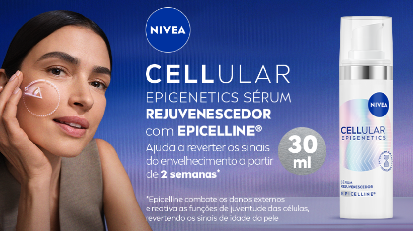 Cellular Epigenetics Sérum Rejuvenescedor com Epicelline®. Ajuda a reverter os sinais do envelhecimento a partir de 2 semanas. Mulher de pele clara aplicando o Sérum Rejuvenescedor Nivea Cellular no rosto. À direita, imagem do frasco do sérum 30 ml. O fundo é azul com tons de roxo.