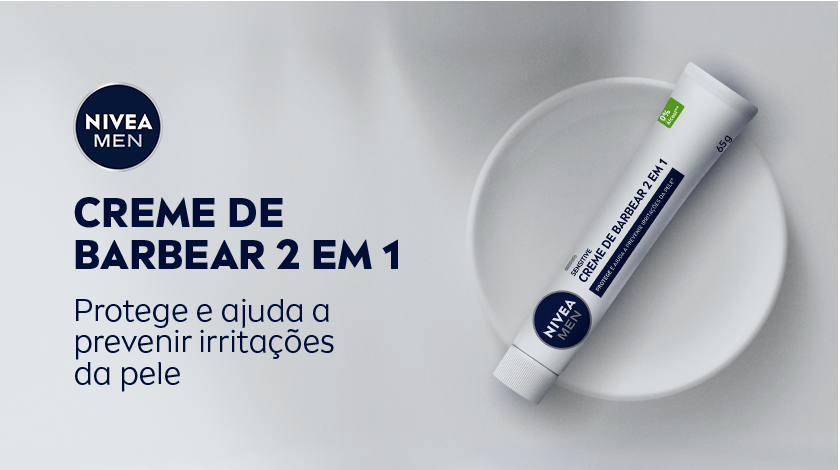 Fundo cinza e neutra. Ao canto superior esquerdo, o logo de NIVEA MEN aparece. Ao lado direito, a embalagem do creme de barbear está em destaque.