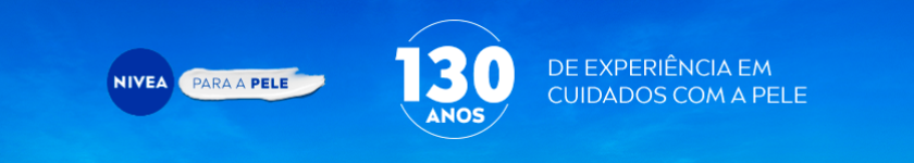 130 anos de experiência em cuidados com a pele. A imagem exibe um fundo azul vibrante, com o logotipo da NIVEA à esquerda e a frase
