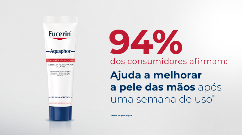 A imagem possui fundo branco. Ao lado direito, uma porcentagem vermelha está em destaque. Ao lado esquerdo, uma embalagem de Aquaphor.