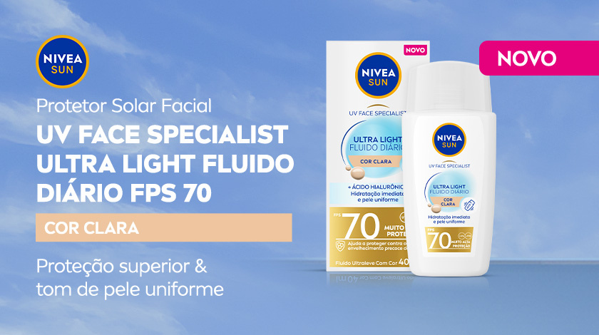 Protetor Solar Facial UV Face Specialist Ultra Light Fluido Diário FPS 70 Cor Clara. Proteção superior & tom de pele uniforme Imagem de fundo azul com nuvens. À esquerda, logo Nivea Sun. À direita, imagem da embalagem do produto e selo “NOVO”.