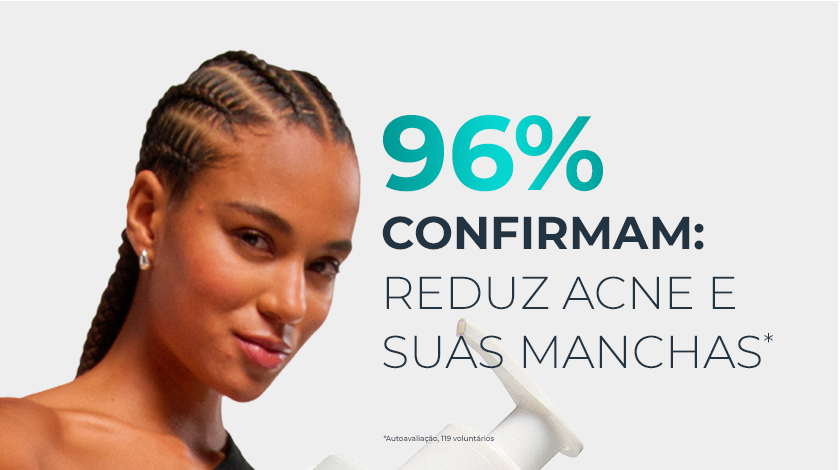 Banner com fundo branco neutro. Na parte esquerda, um homem aplica levemente o gel no rosto.