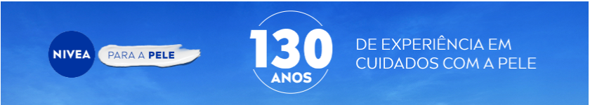 Fundo em tons de azul mesclado. À esquerda, o logo da NIVEA em um círculo azul escuro, seguido da frase 