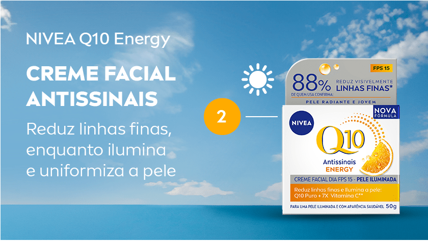 Embalagem do creme facial antissinais NIVEA Q10 Energy com destaque para os benefícios do produto e céu azul ao fundo. É sinalizado como o segundo passo da rotina.