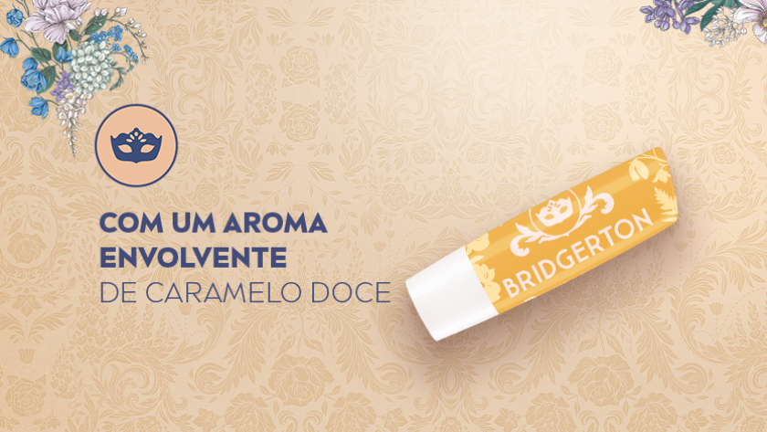 Imagem com destaque para a embalagem amarela do hidratante. O fundo é claro, com iluminação suave e elementos florais sutis em tons pastel.