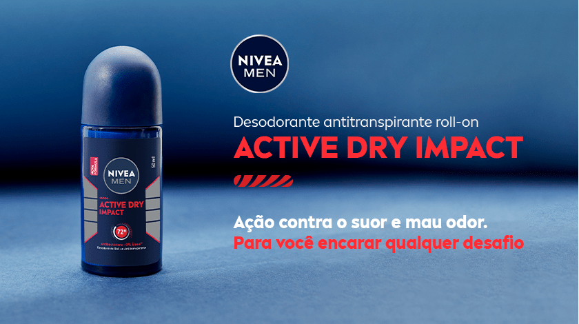 Desodorante roll-on NIVEA MEN Active Dry Impact sobre superfície azul com reflexo na base. Fundo em tons de azul claro e escuro. O texto se destaca em vermelho.