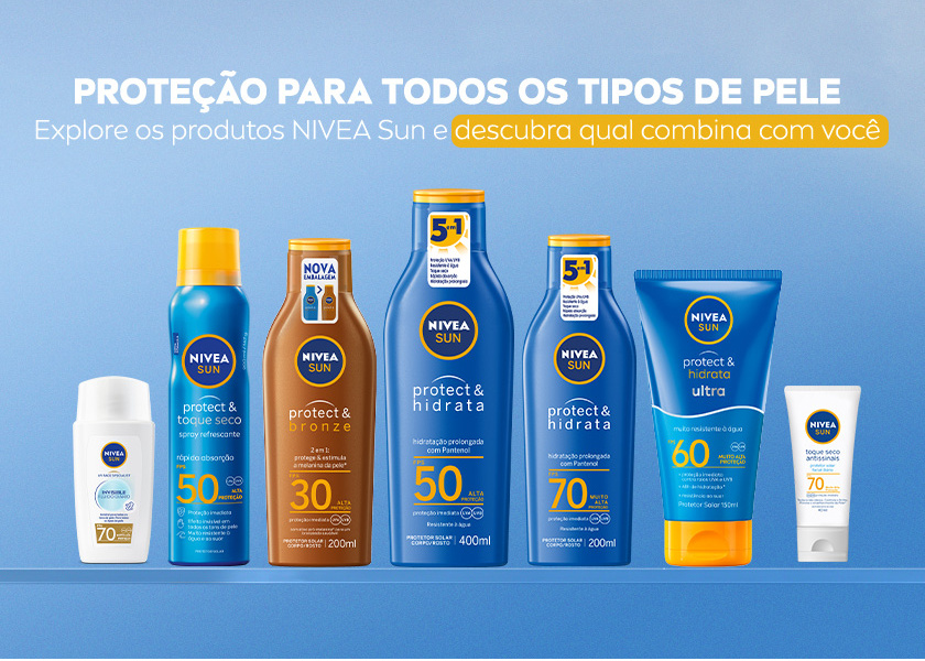 Proteção para todos os tipos de pele — explore os produtos NIVEA Sun e descubra qual combina com você Linha de diferentes embalagens de protetores solares NIVEA Sun dispostas lado a lado sobre fundo azul.